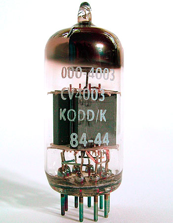 ECC82/CV4003/M8136-MULLARD MATCHED PAIR ECC82/CV4003/M8136-MULLARD MATCHED PAIR
